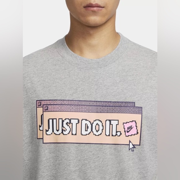 🩶Nike Sportswear Typography Printed Round
Neck T-shirt - Picture 8 of 8